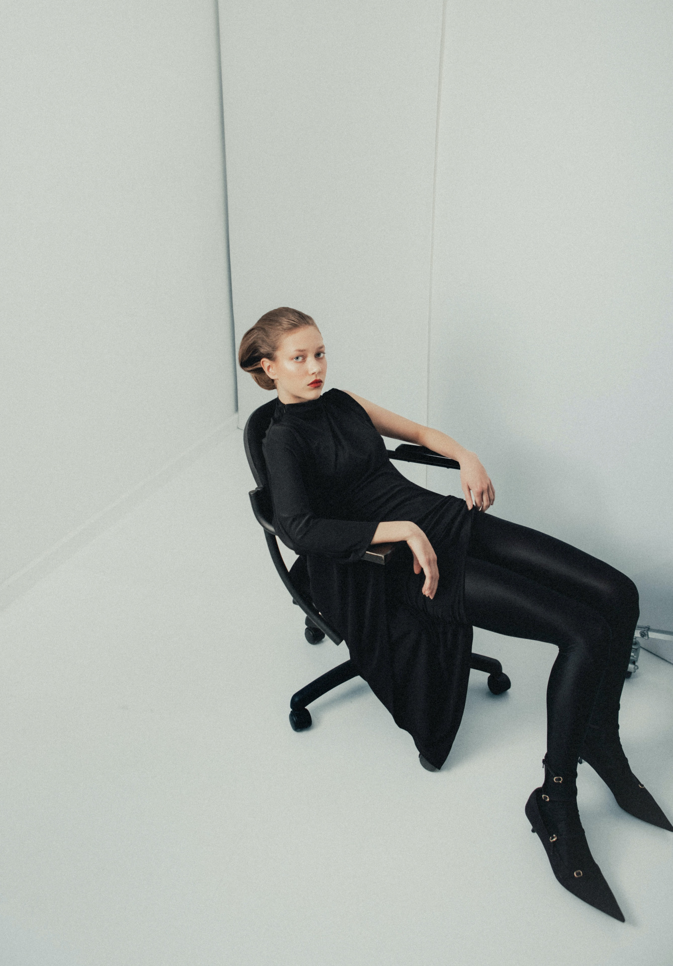 Annie Ille hungarian woman model