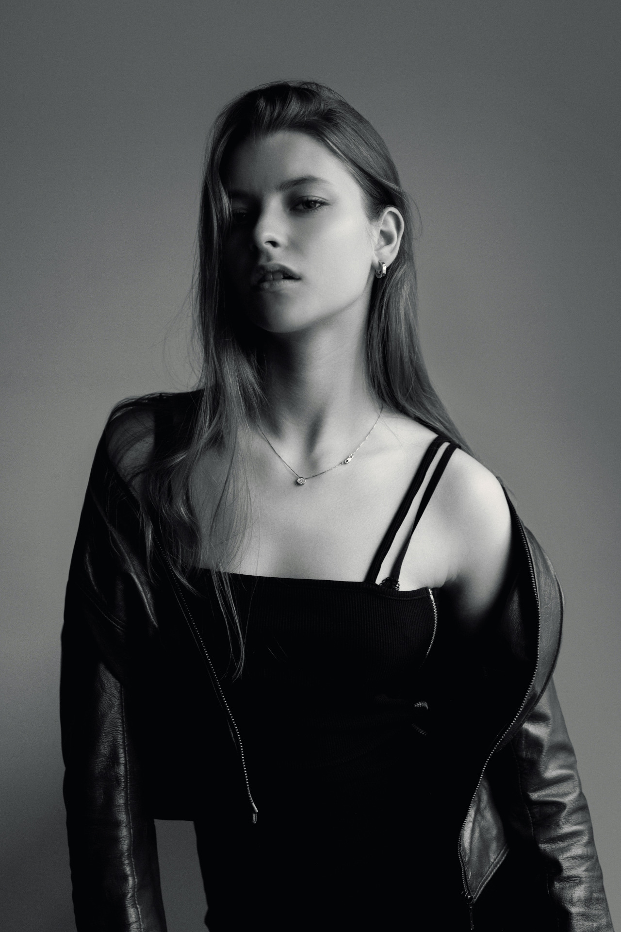 Gaia hungarian woman model