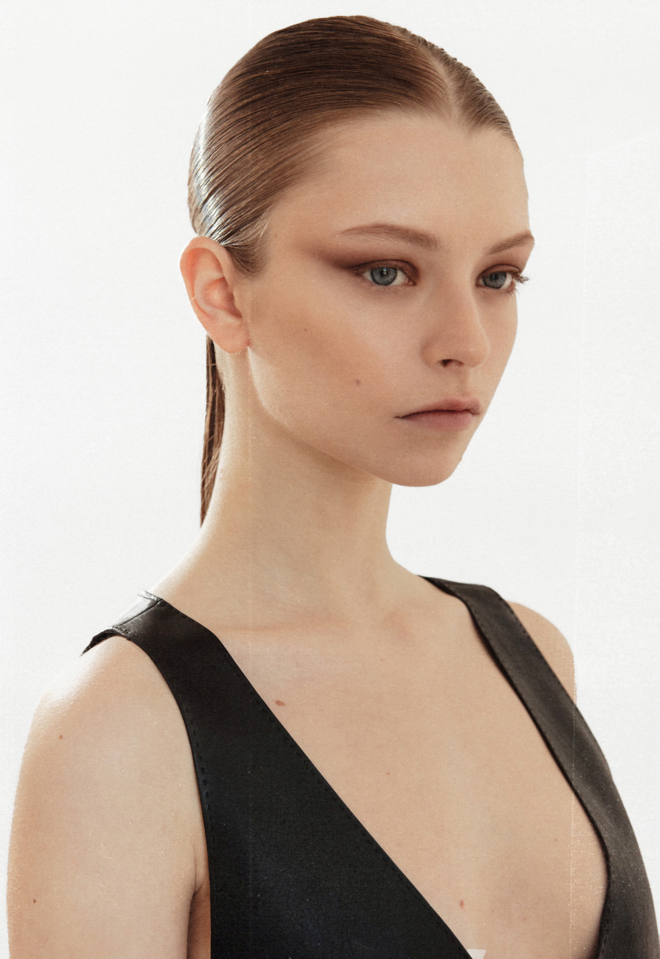 Gaia hungarian woman model