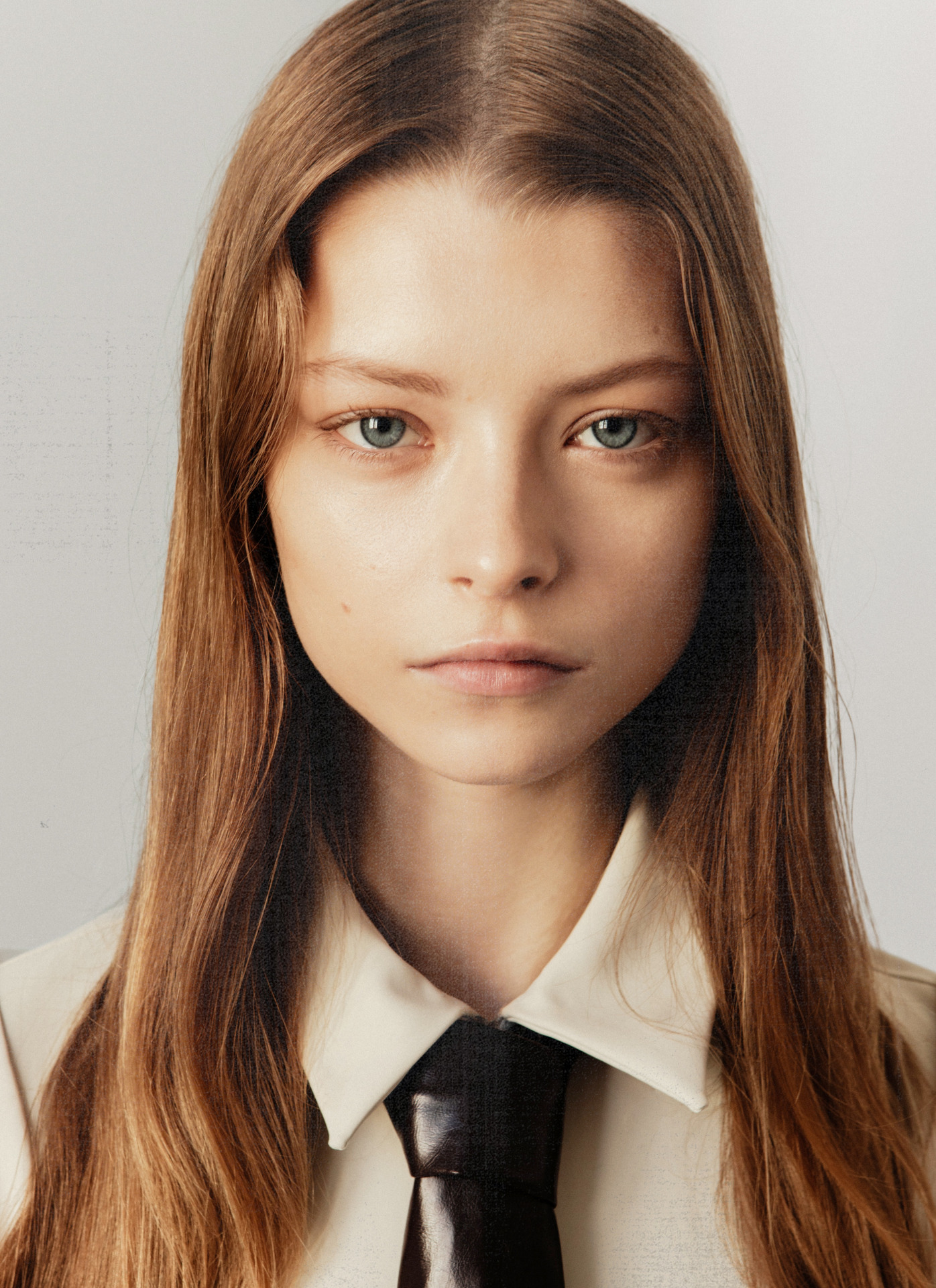 Gaia hungarian woman model