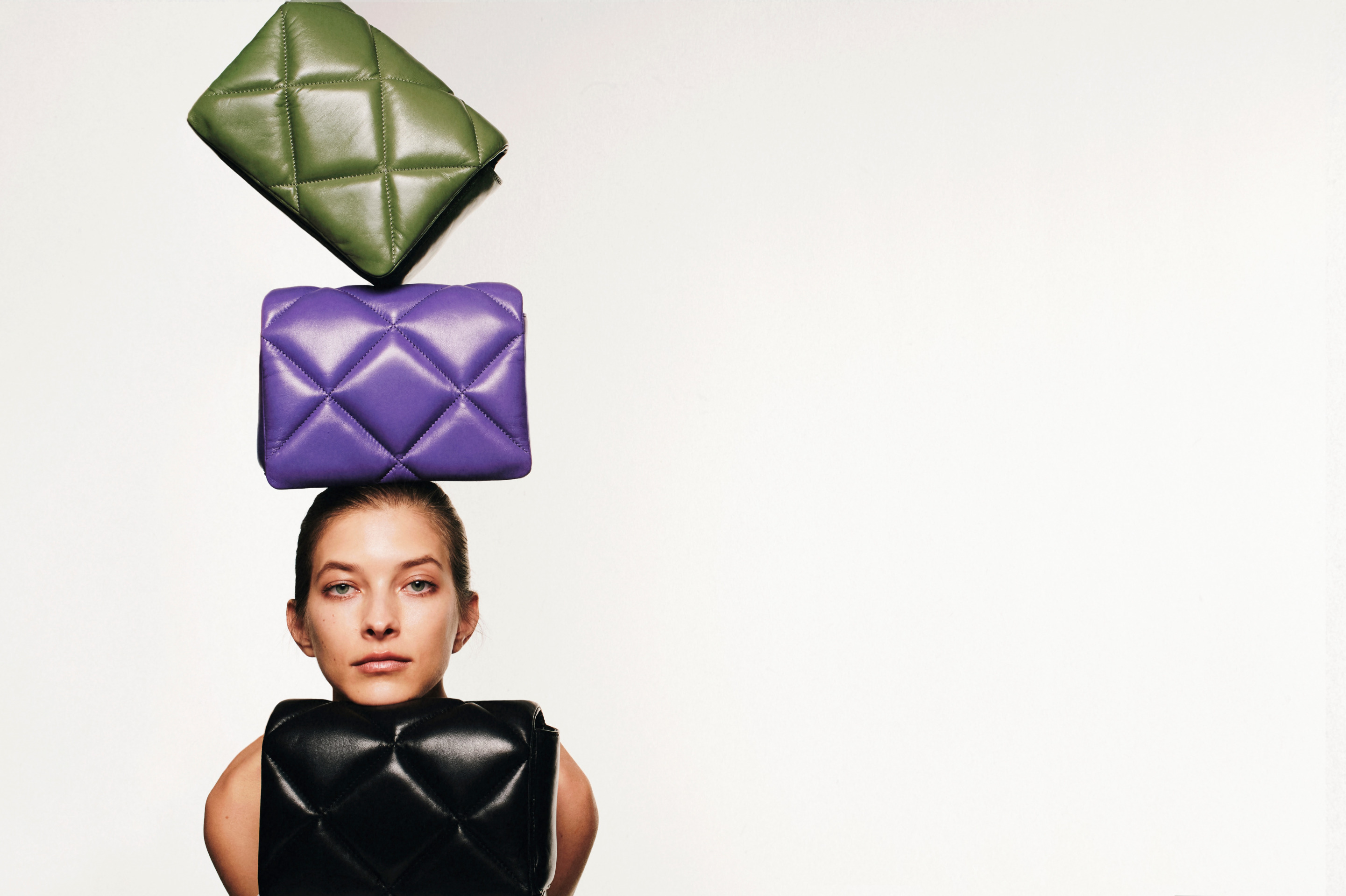 HENRIETTfor Spark Le Monde