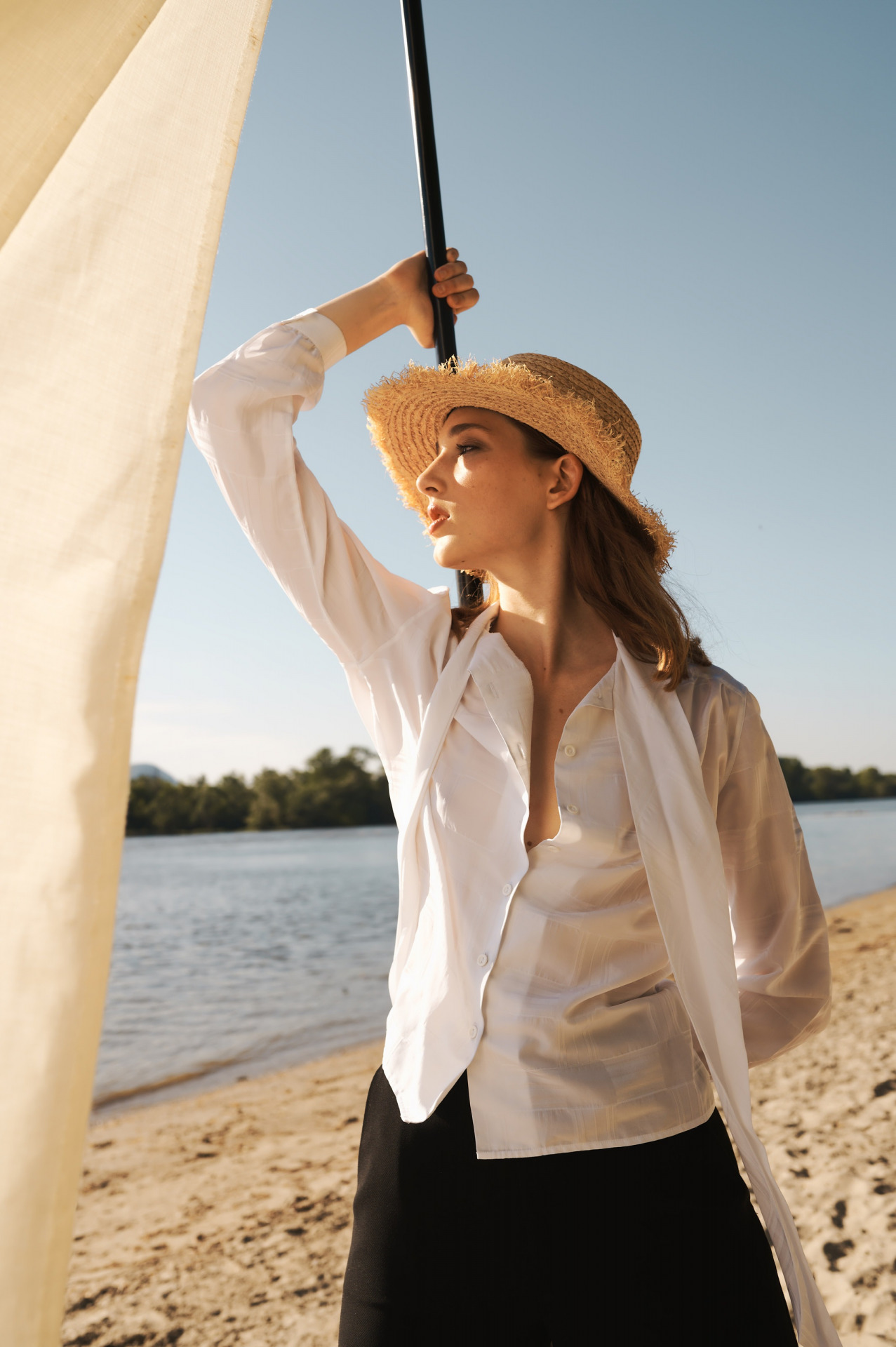 ANNAfor Like a LionMagazine