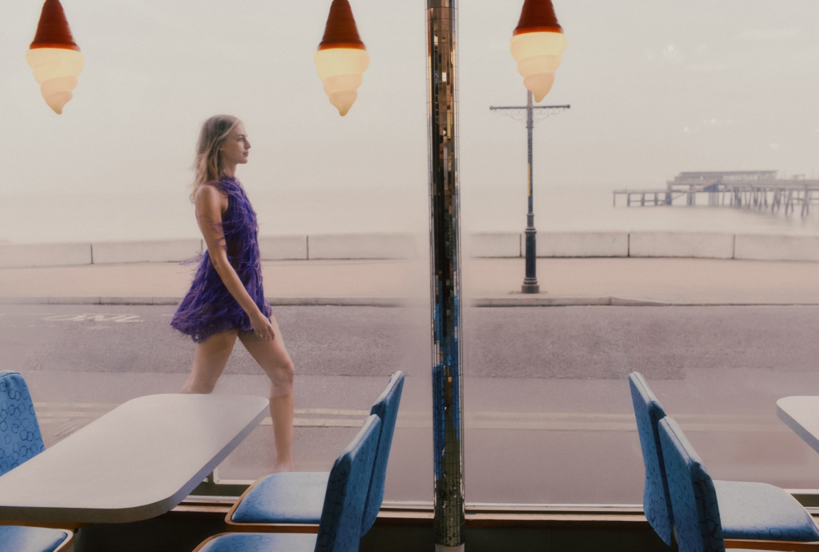 Vanessza a Harper’s Bazaar UK Magazinban